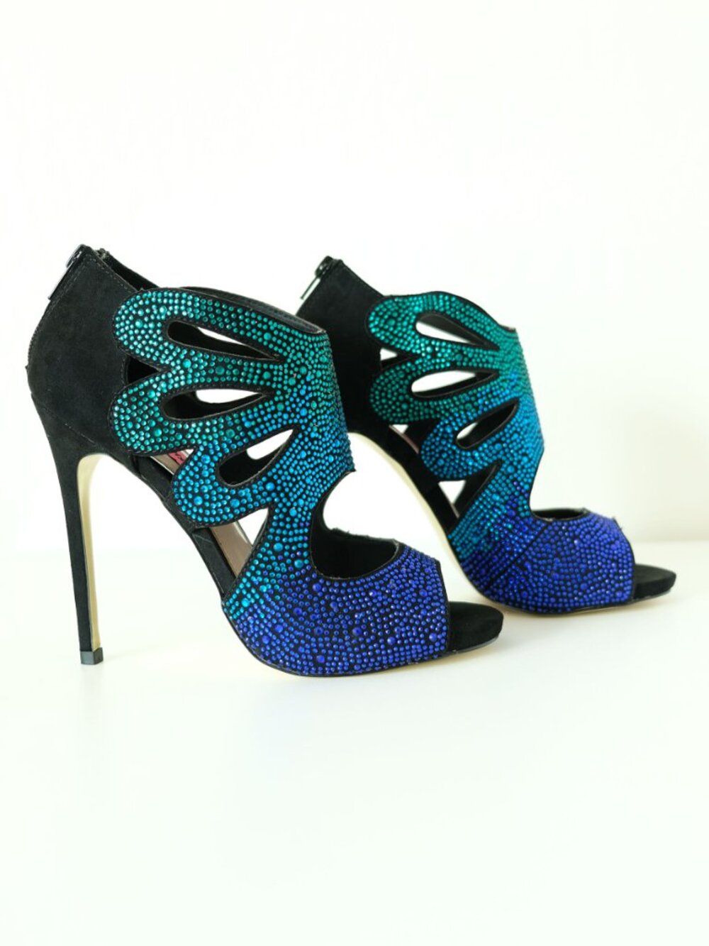 Betsey Johnson Nakkita Stiletto, Black with Sapphire-Emerald Ombré Rhinestones - Picture 5 of 9